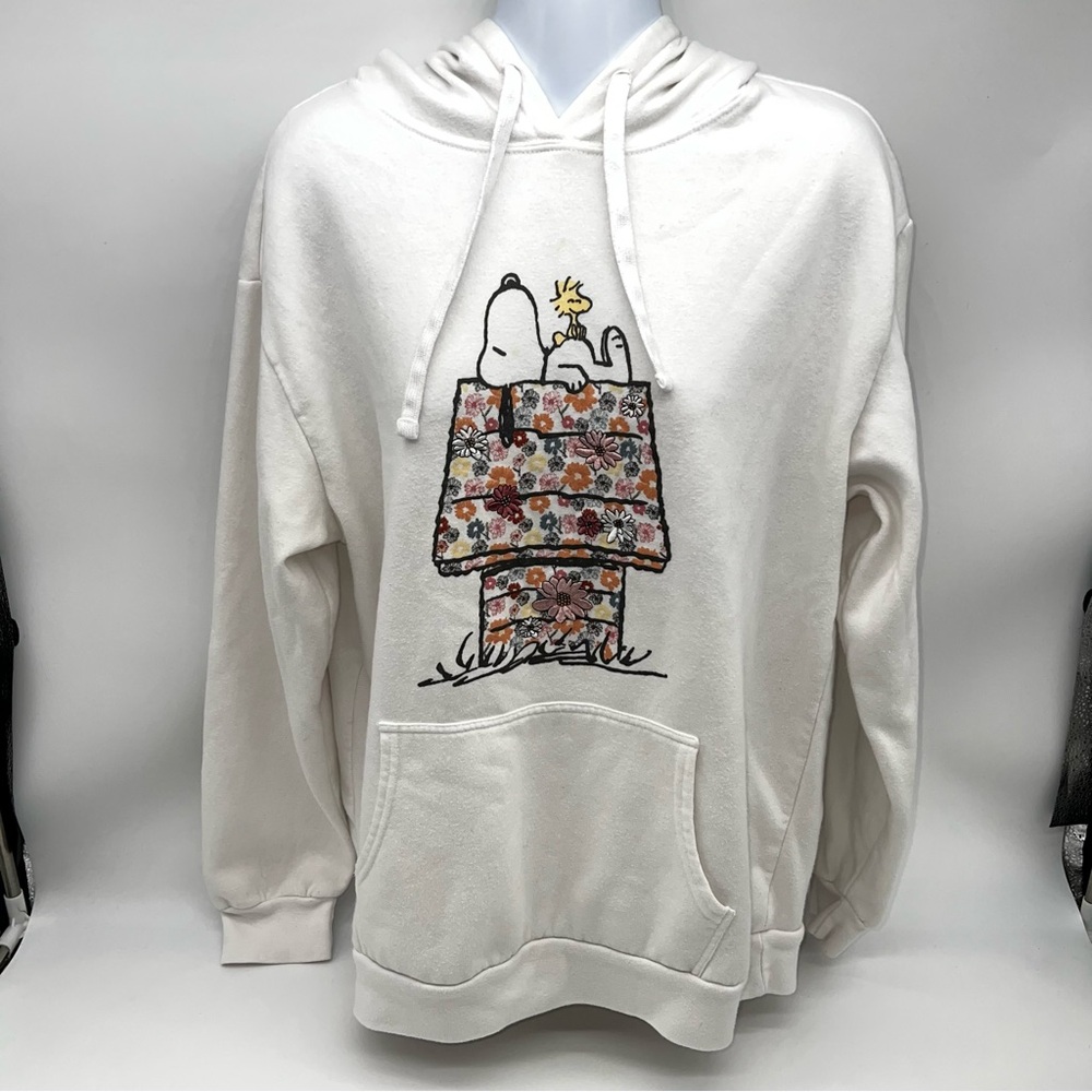 Peanuts White Hoodie with Snoopy and Woodstock